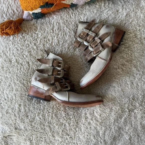 Freebird By Steven Scarlett OG Beige Multi - Picture 3 of 12